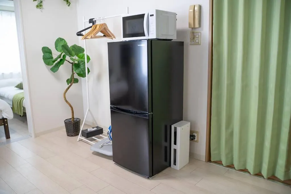 Apartment Ōguo Mansion: Central Stay Near Iauka Station Osaka Japan