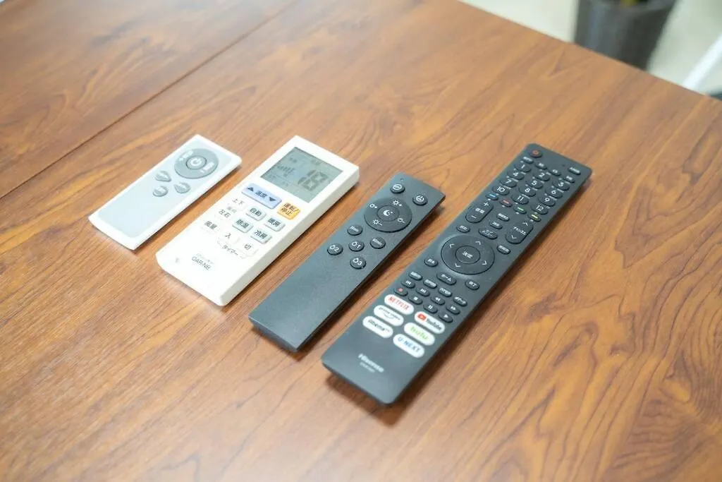 Apartment Ōguo Mansion: Central Stay Near Iauka Station Osaka Japan