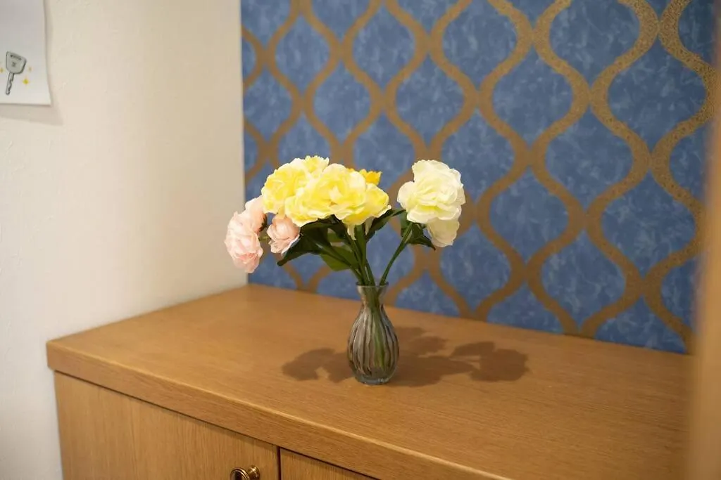 Ōguo Mansion: Central Stay Near Iauka Station Osaka 0*,  Japan