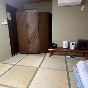 2* Ryokan Wafu Uehonmachi